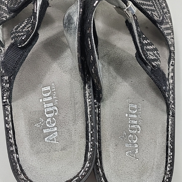 Alegria Karmen Pewter Wavy Sandals KAR-664 Size 38 Metallic Black Adjustable - Picture 4 of 7